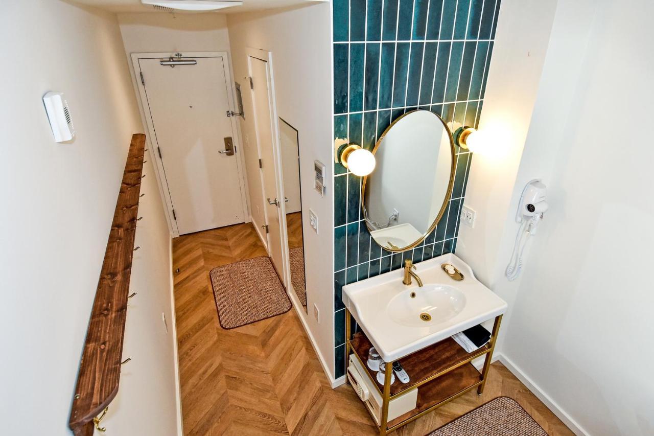 Highroad Washington Dc Hotel Bagian luar foto